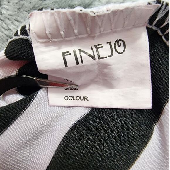 Finejo Dress Womens XL Black White Striped Off Shoulder Square Neck Bodycon - Picture 4 of 10